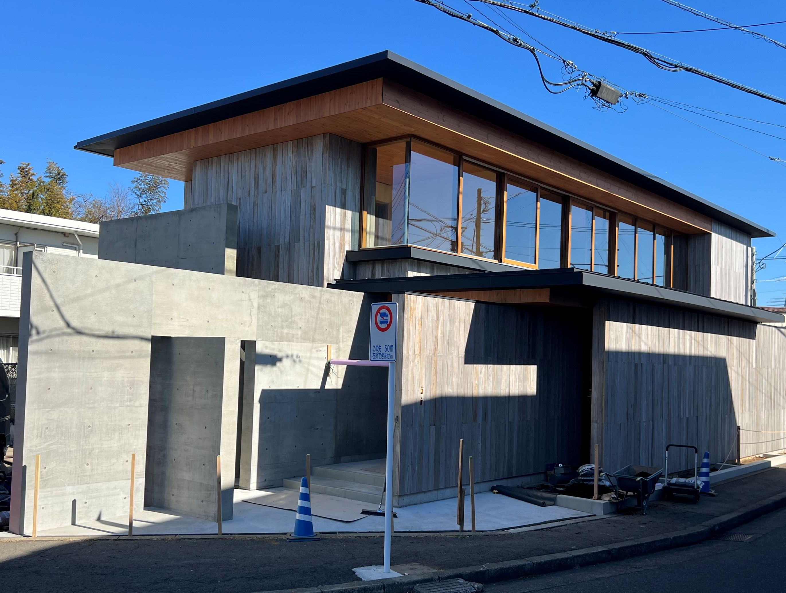 社会福祉法人子供の家　自立援助ホームあすなろ荘